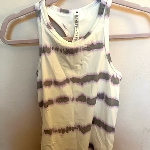 Lululemon Racerback Tank Size 4 BRAND NEW